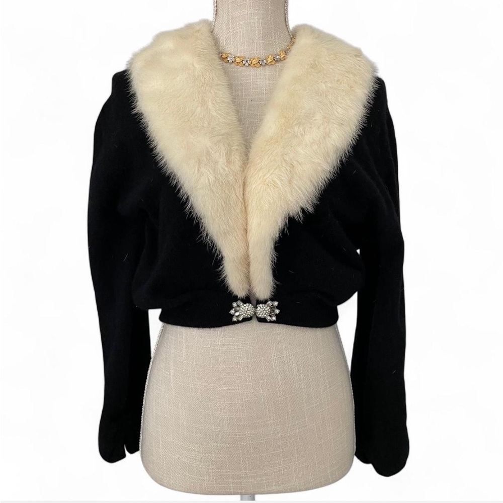 Black Cashmere cropped cardigan jacket with cream mink fur collar - Picture 1 of 8